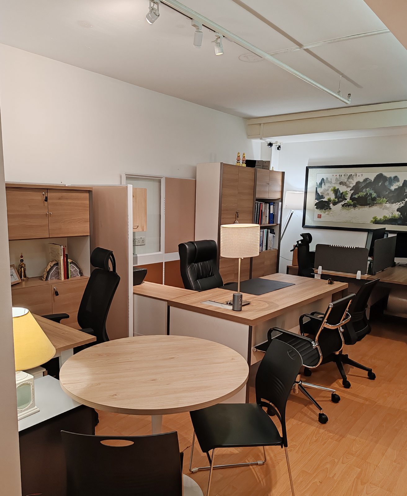 Meeting area within the fitted office at 48 Enterprise Hub